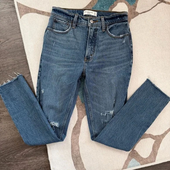 Abercrombie & Fitch | The Skinny High Rise Dark Wash Distressed Cutoff Hem Jeans - Picture 2 of 6